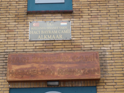 Alkmasar, moskee Turks borden, 2008.jpg