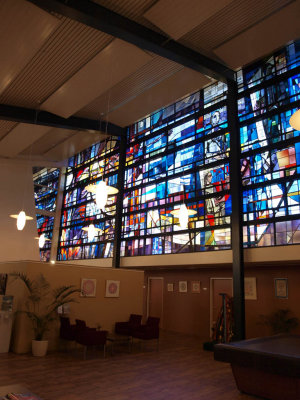 Alkmaar, RK voorm Pius X kerk raam 4, 2008.jpg