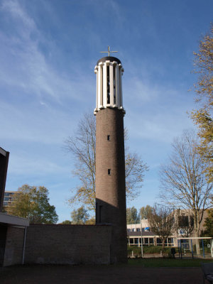 Alkmaar, RK voorm Pius X kerk toren, 2008.jpg