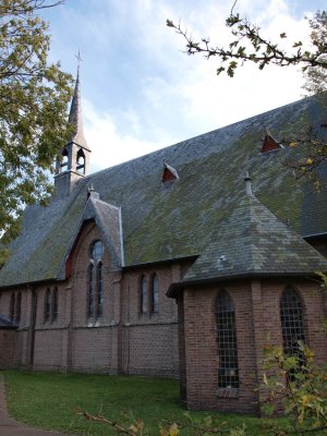 Nes (Ameland), RK kerk zijgevel, 2008.jpg