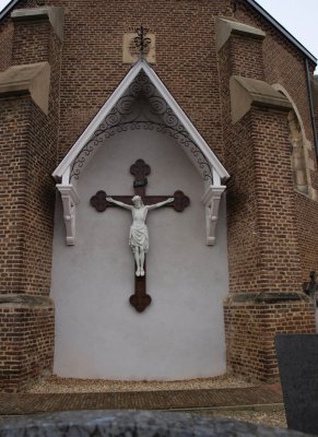 Geulle ad Maas, RK st Martinuskerk beeld, 2008.jpg