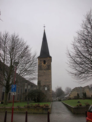 Cadier en Keer, RK kerk oude toren, 2008.jpg