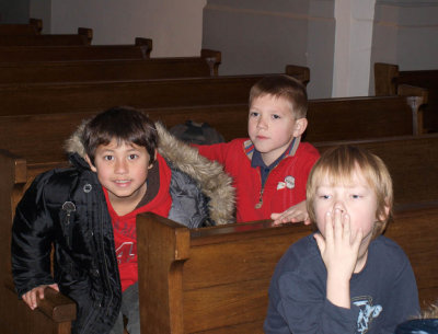 Gronsveld, RK kerk voorbereiding kerstviering 3, 2008.jpg