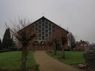 Urmond, RK Martinuskerk 3, 2008.jpg