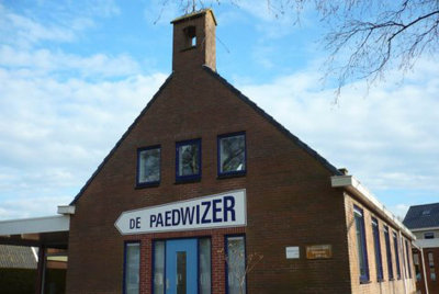 Frieschepalen, geref kerk vrijgem De Paedwizer [004], 2009.jpg