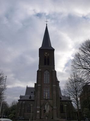 Driehuis, RK st Engelmunduskerk 3, 2009.jpg