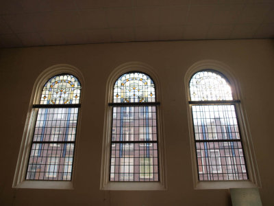 Amsterdam, SOW Oranjekerk ramen in deel waar nu st Warchild kantoor heeft, 2009.jpg