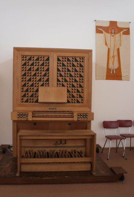 Den Helder, oud katholieke kerk orgel, 2009.jpg