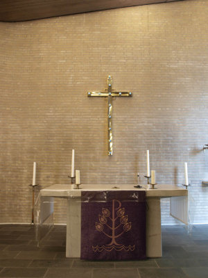 IJmuiden, oud kath kerk interieur 2, 2009.jpg
