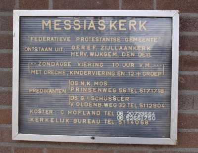 Wassenaar, prot gem Messiaskerk bord, 2009.jpg