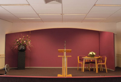 Zaandam, Jehova getuigen interieur 3, 2009.jpg