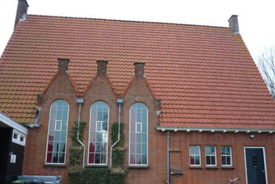 Grouw, geref kerk gesloten [004], 2009.jpg