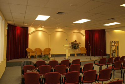 Bussum, Jehova getuigen koninkrijkszaal interier 1, 2009.jpg