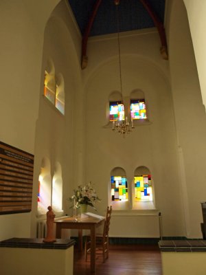Bussum, SOW Spieghelkerk stiltecentrum, 2009.jpg