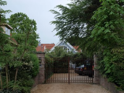 Bussum, SOW voorm jeugdkapel 1, 2009.jpg
