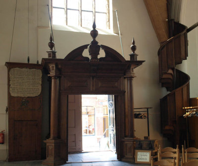 Hoorn, PKN Noorderkerk entree 21, 2009.jpg