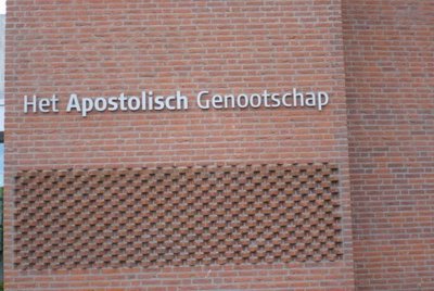 Heerenveen, het apostolisch genootschqp 7 [004], 2009.JPG