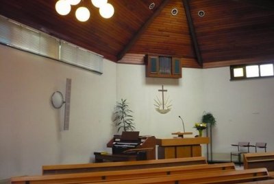 Heerenveen, nIeuw apostolische kerk interieur 2 [004], 2009.JPG