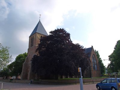 Spijkenisse, prot gem Dorpskerk 15, 2010.jpg