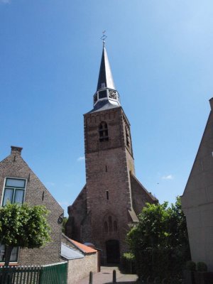 Zuidland, prot gem Dorpskerk 11, 2010.jpg