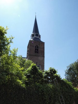 Zuidland, prot gem Dorpskerk 12, 2010.jpg