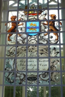 Oude Mirdum, PKN kerk raam [004], 2009.jpg