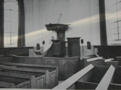 Boven Leeuwen, NH kerk interieur 7 [005].jpg