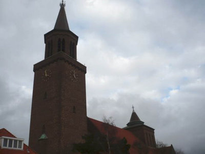 Leeuwarden, St Dominicuskerk RK Titus Brandsma parochie 1 [004], 2008.jpg