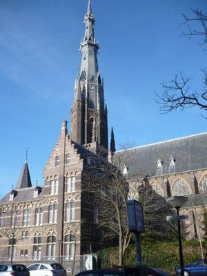 Leeuwarden, zijmuur Bonifatiuskerk, [004], 2008.jpg