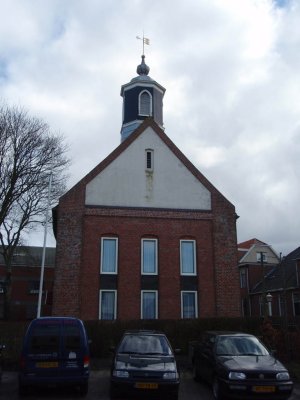 Hoogkerk, NH kerk 2, 2008.jpg