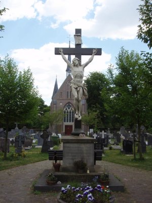 Zwolle, RK kerkhof met kapel, 2008.jpg