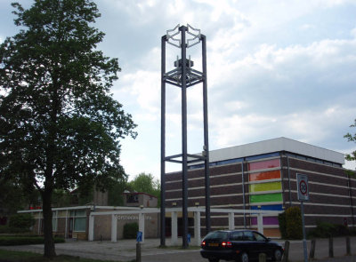 Zwolle, geref Opstandingskerk, 2008.jpg