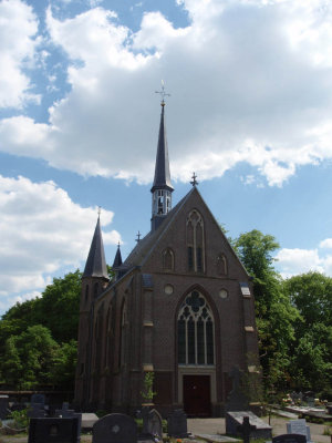 Zwolle, kapel RK kerkhof 2, 2008.jpg
