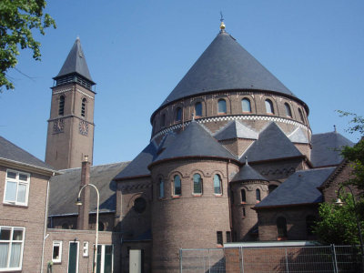 Almelo, RK st Egbertuskerk 3, 2008.jpg