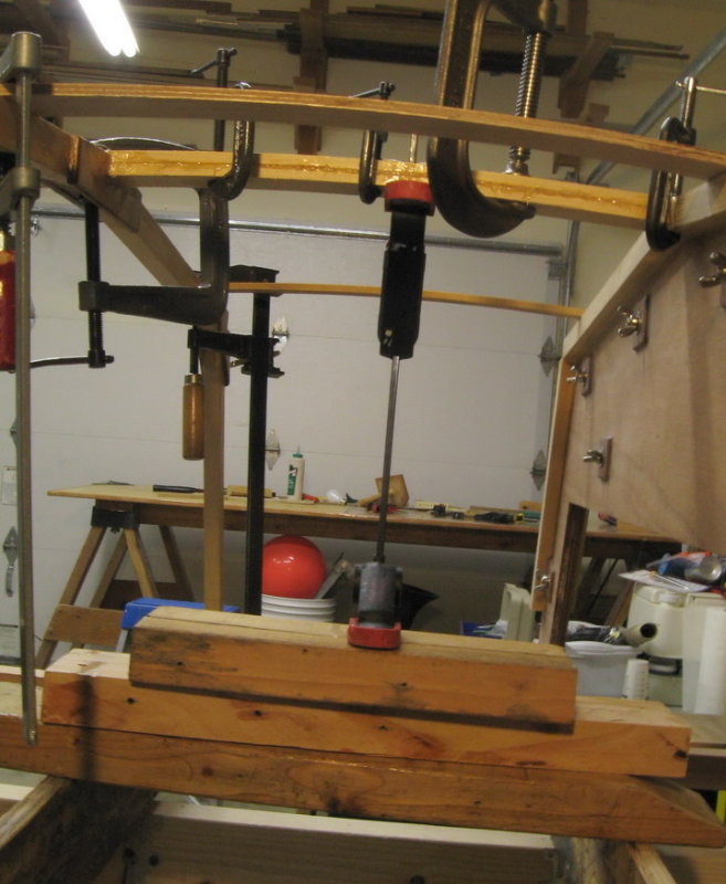 Added support between frames B and C, to keep keelson fair.
