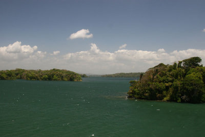 Miraflores Lake