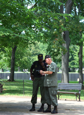Vietnam Vets Compare Notes