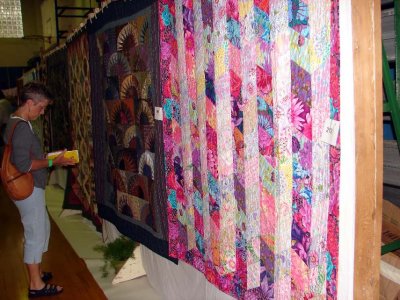 2006_quiltshow_DSC01877 (66716951).jpg