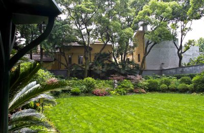 inside Dr Sun Yat Sen's garden