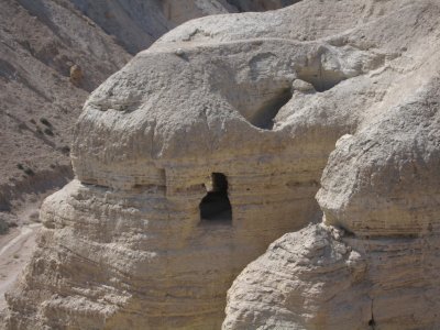 Grotte des manuscrits de la Mer Morte (Qumran)