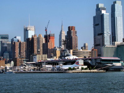 Vue en bateau sur le USS Intrepid