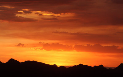 LAS CRUCES NEW MEXICO - SUNSET SEEN FROM ORGAN MOUNTAINS OF WEST MOUNTAINS (8).JPG