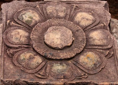 BANTEAY SREI TEMPLE CAMBODIA - JULY 2010 (39).JPG