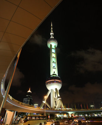 NIGHT OUT IN SHANGHAI - PEARL TOWER & BRAND MALL (143).JPG