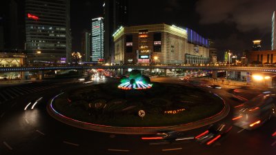 NIGHT OUT IN SHANGHAI - PEARL TOWER & BRAND MALL (27).JPG