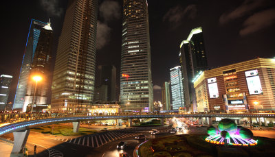 NIGHT OUT IN SHANGHAI - PEARL TOWER & BRAND MALL (31).JPG