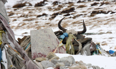 BAYANKALA PASS QINGHAI CHINA (17).JPG