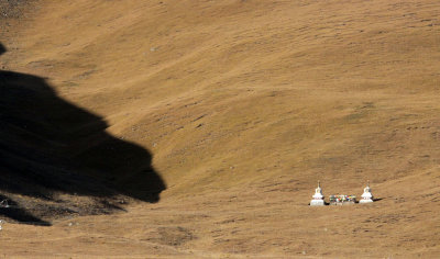 ER LA PASS AND AREA NEAR KU HAI LAKE QINGHAI CHINA (10).JPG