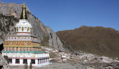 SAI ZONG GOMPA - WHITE MONKEY TEMPLE - QINGHAI CHINA (13).JPG