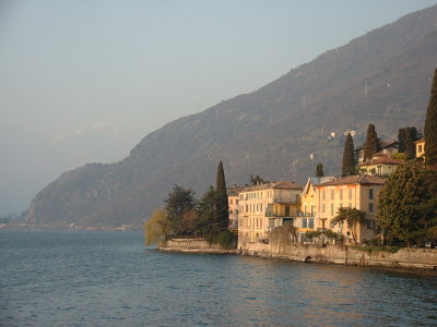 Lake Como. Largo Di Como.